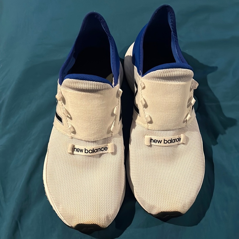 New balance size 11 blue and white soft and comfortable